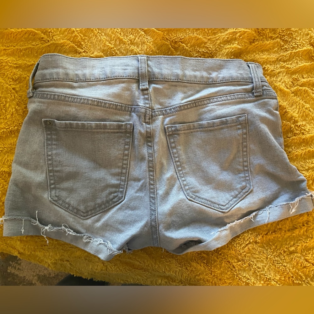 Old Navy size 2 grey jean shorts